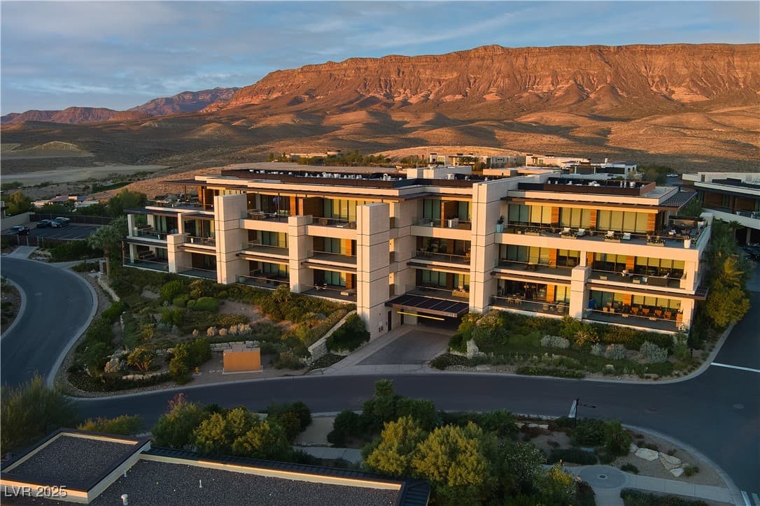 11665 Summit Club Drive 305, Las Vegas, Nevada NV89135-7935 - Residential